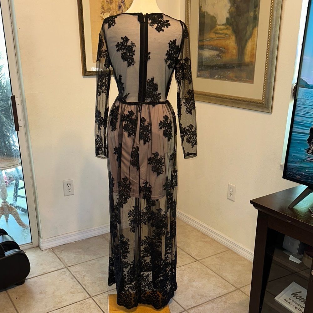 Soie’blu Black Lace Overlay Dress w/ Sheer Sleeves Size Large - Picture 16 of 16